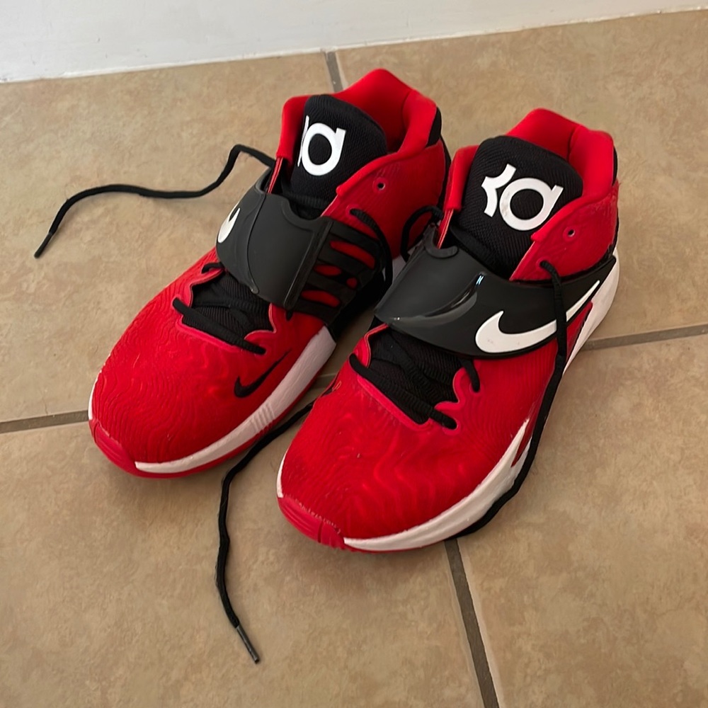 Nike Men’s KD 14